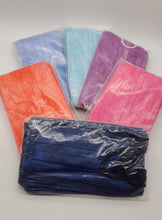 Charger l'image dans la galerie, Lot ou assortiment de 60 masques chirurgicaux couleur délavée (8 couleurs au choix)