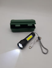 Charger l&#39;image dans la galerie, Lampe torche rechargeable