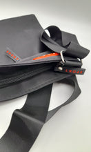 Charger l'image dans la galerie, Pochette sport