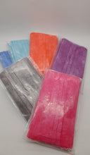 Charger l'image dans la galerie, Lot ou assortiment de 60 masques chirurgicaux couleur délavée (8 couleurs au choix)