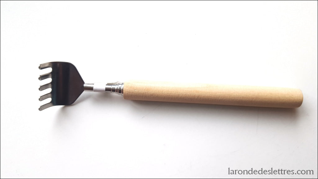 Gratte-dos télescopique avec pince de maintien, 16,5 - 52 cm - PEARL